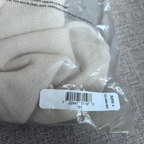 HUNTER BEANIE HAT - Picture 3 of 5